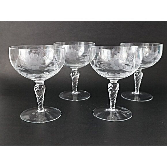 4 Vintage Etched Wine Glasses Barware MCM - Picture 1 of 4